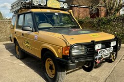 Land Rover Discovery CAMEL TROPHY EVENT CAR Kombi 1995 Gelb