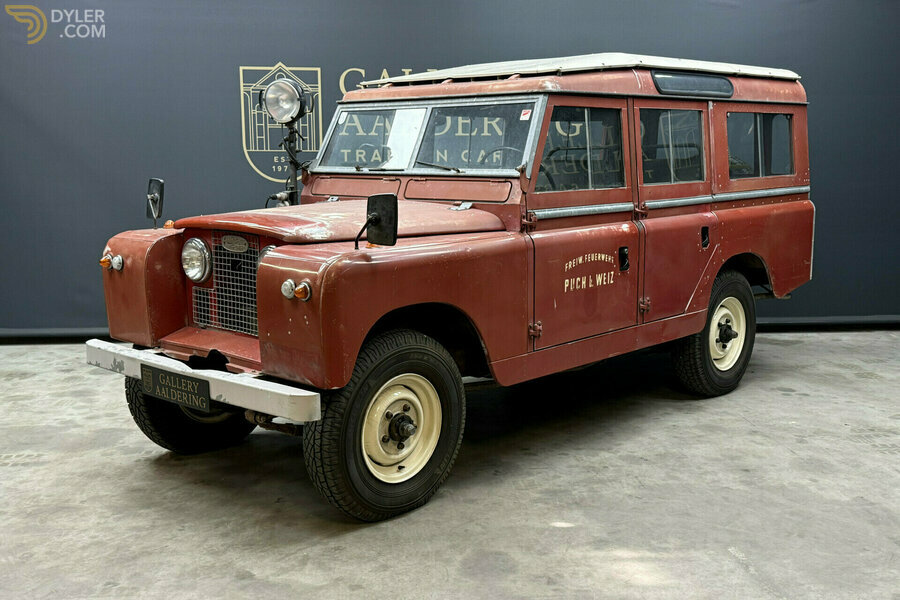 Classic 1962 Land Rover Serie II For Sale. Price 26 500 EUR - Dyler