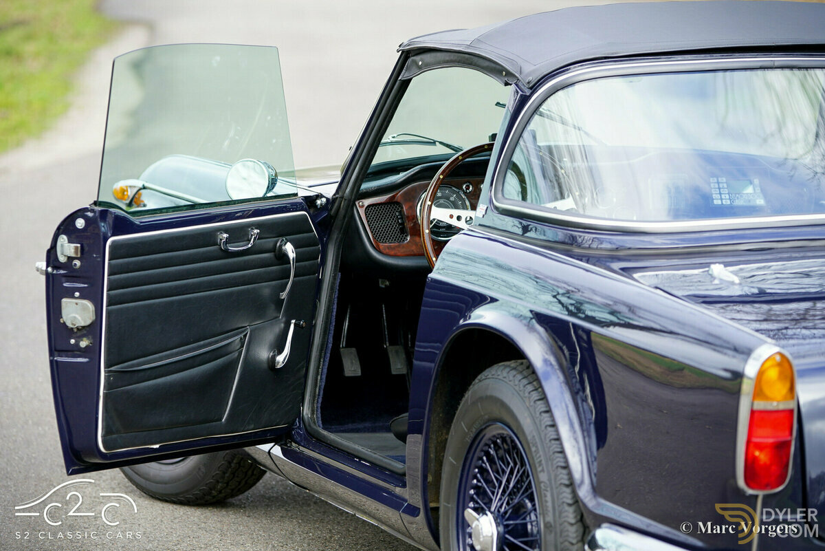 1966 Triumph TR4 A, foto 4