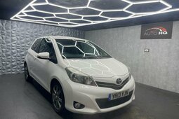 Toyota Yaris 1.33 Dual VVT-i SR Euro 5 3dr Hatchback 2013 White