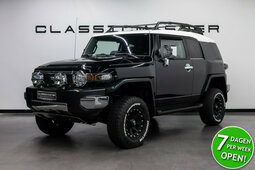 Toyota FJ Cruiser VVT-i V6 SUV 2008 Schwarz