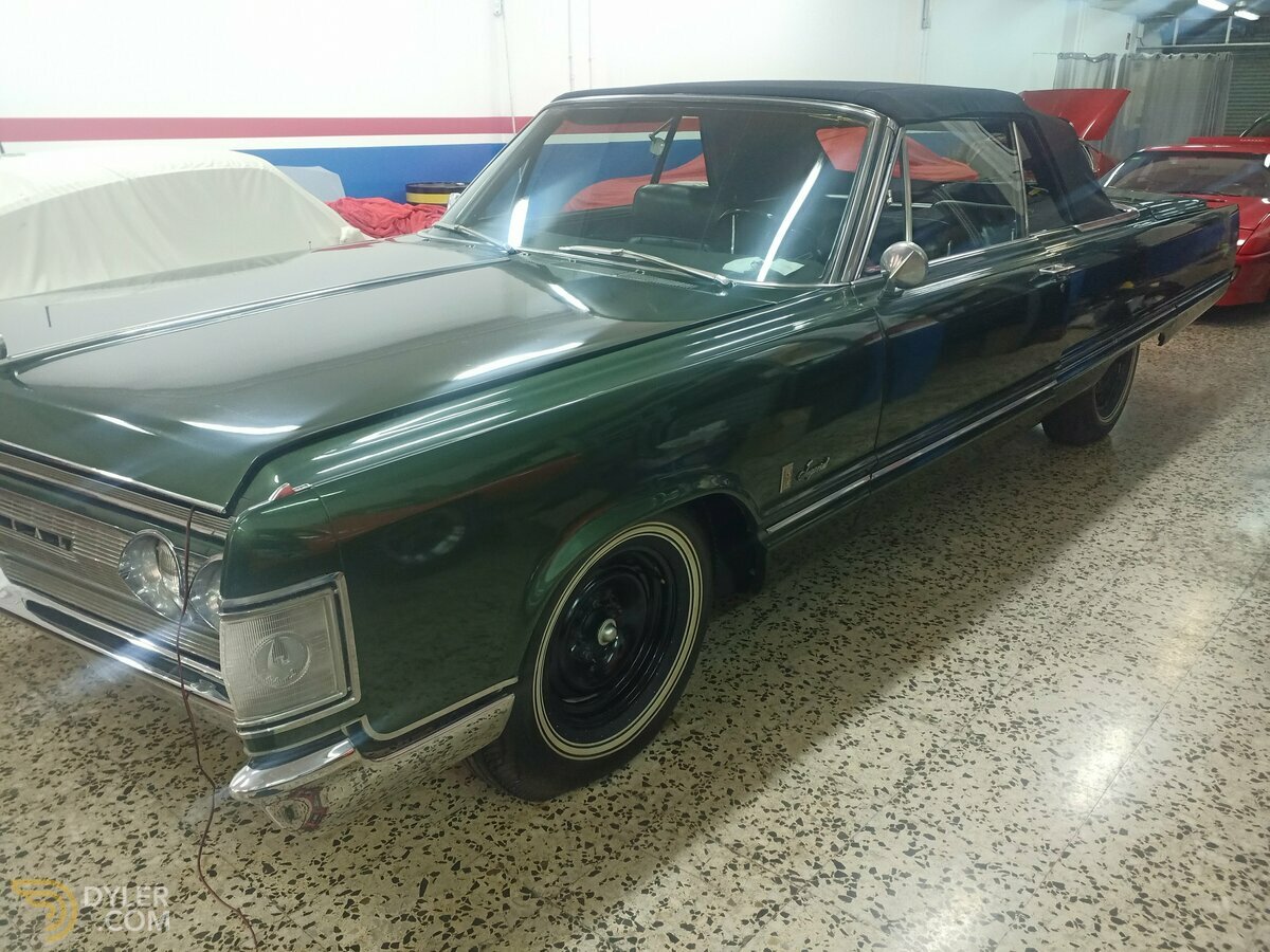 1967 Imperial Crown Convertible, foto 1