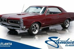 Pontiac GTO Coupe 1966 Burgundy