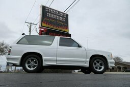 Chevrolet S10 Blazer Street Rod SUV 1984 White