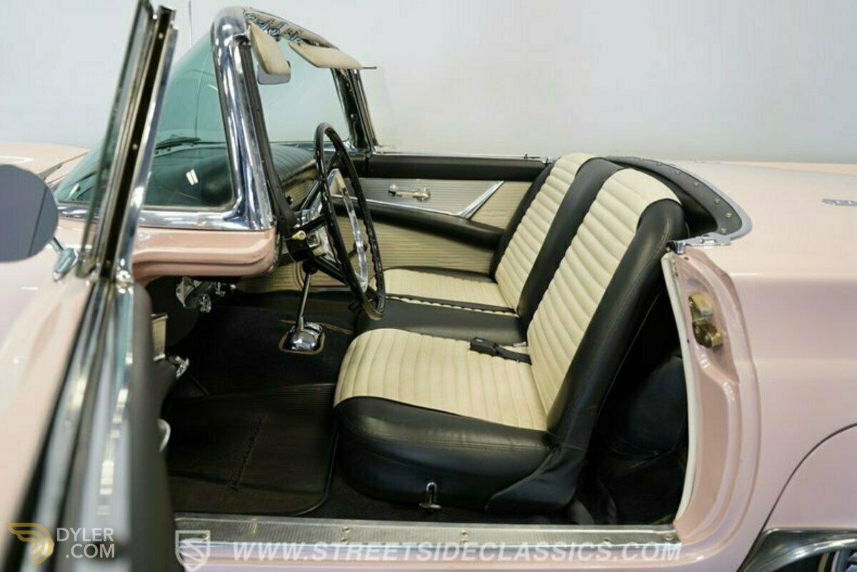 1957 Ford Thunderbird, foto 3