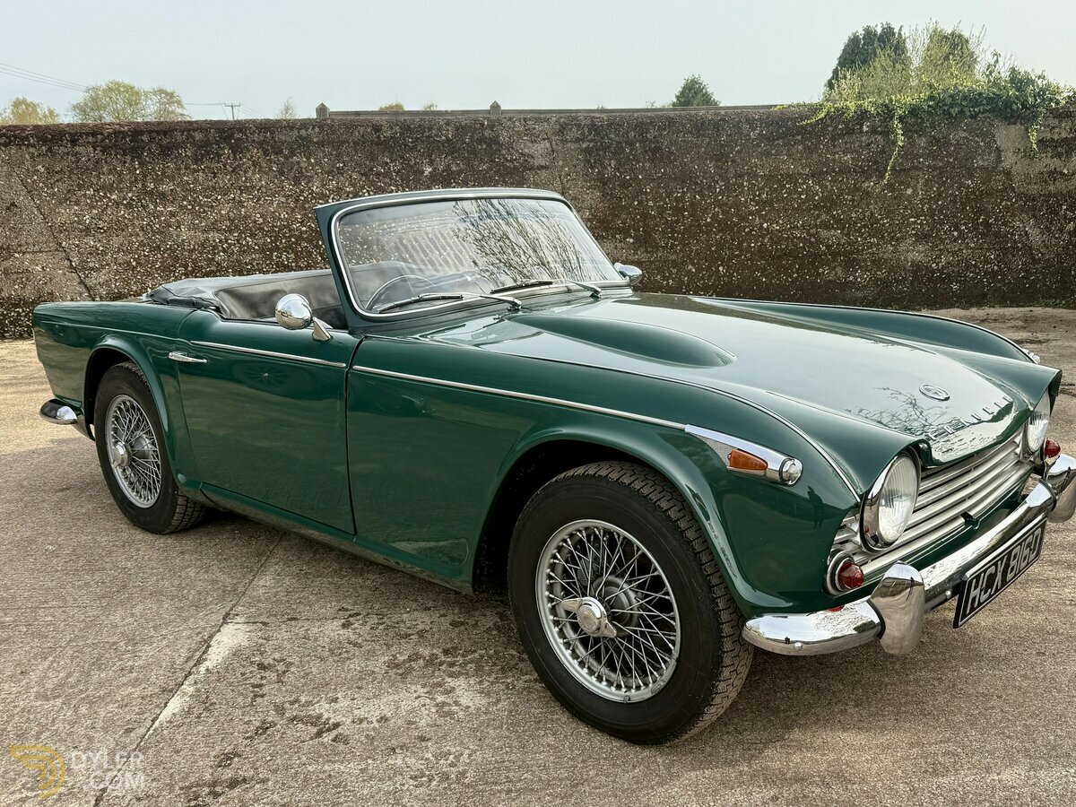 1966 Triumph TR4 TR4A IRS, foto 1