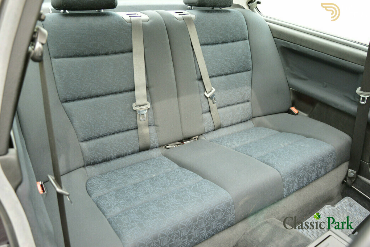 1994 BMW 320i 320i, foto 2