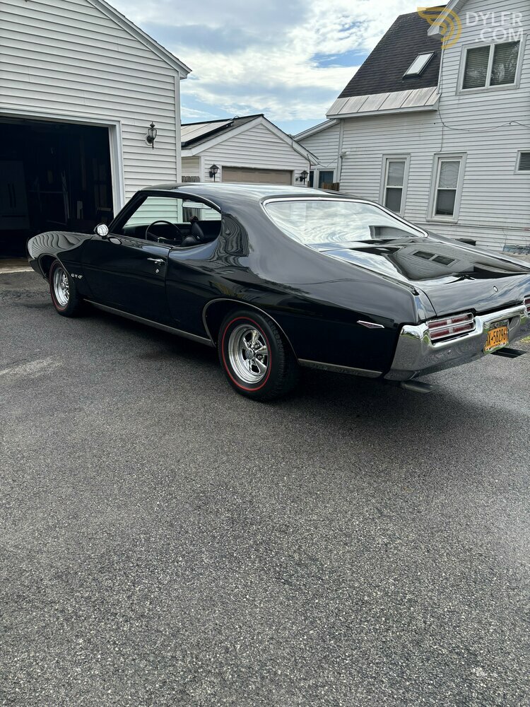1969 Pontiac 2 door GTO. Numbers Matching Black with Black interior, foto 4