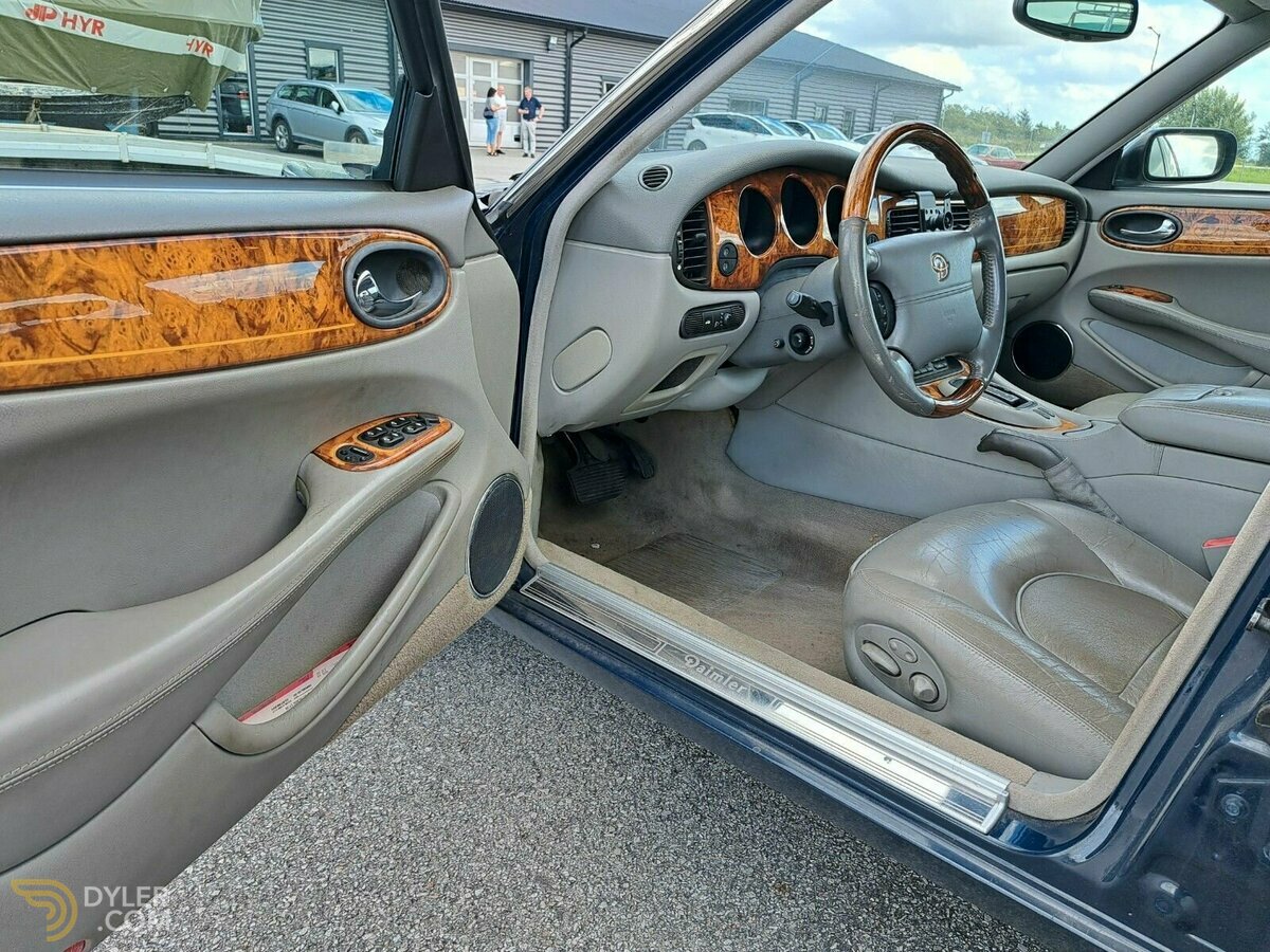1998 Jaguar XJ Super V8, foto 3