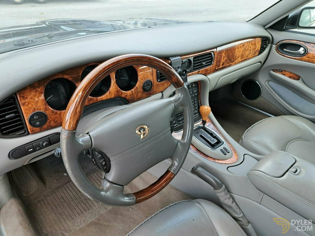 1998 Jaguar XJ Super V8, foto 4