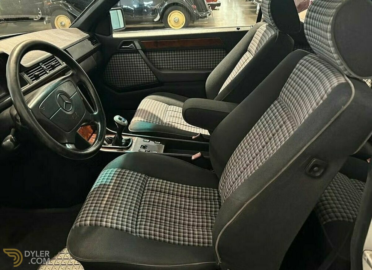 1992 Mercedes-Benz CE 300 Sportline, foto 1