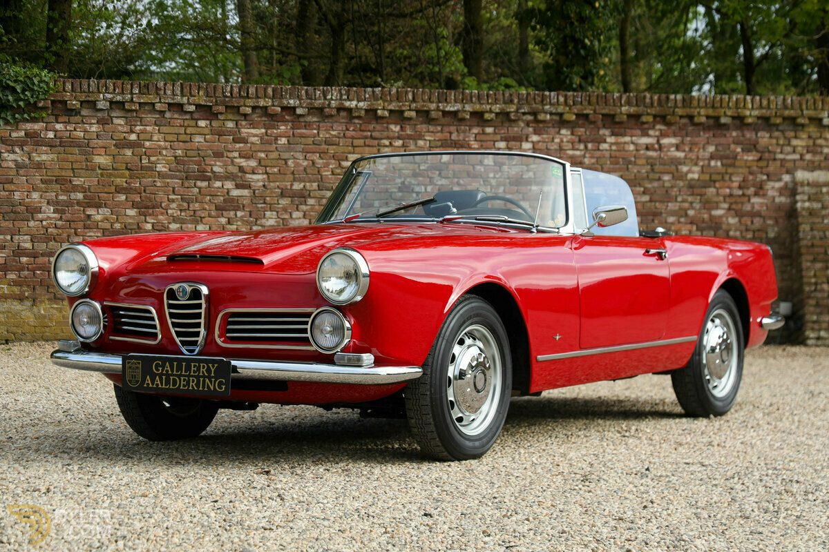 1962 Alfa Romeo 2600, foto 1