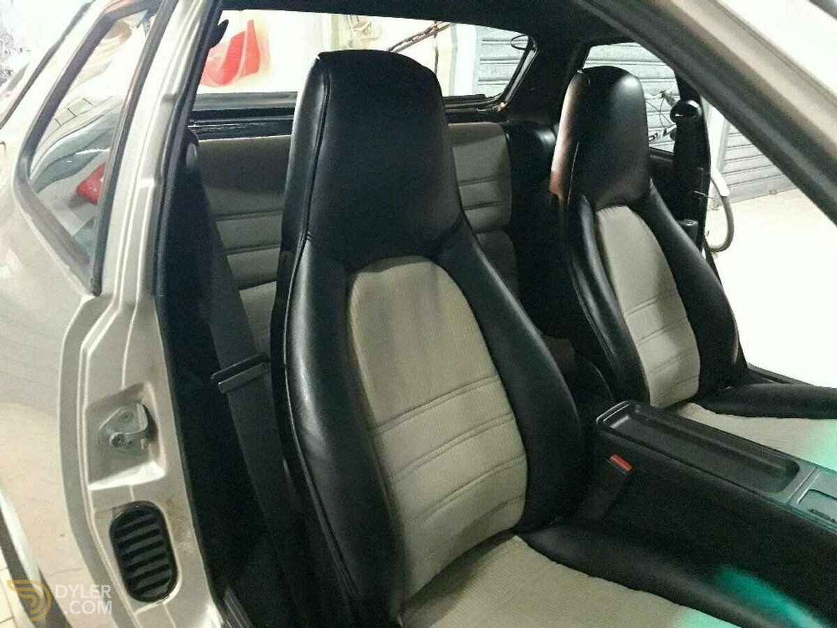 1986 Porsche 944, foto 3