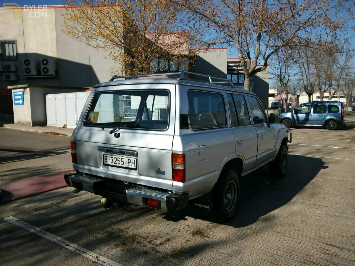 1990 Toyota Land Cruiser S Wagon T HJ61, foto 2