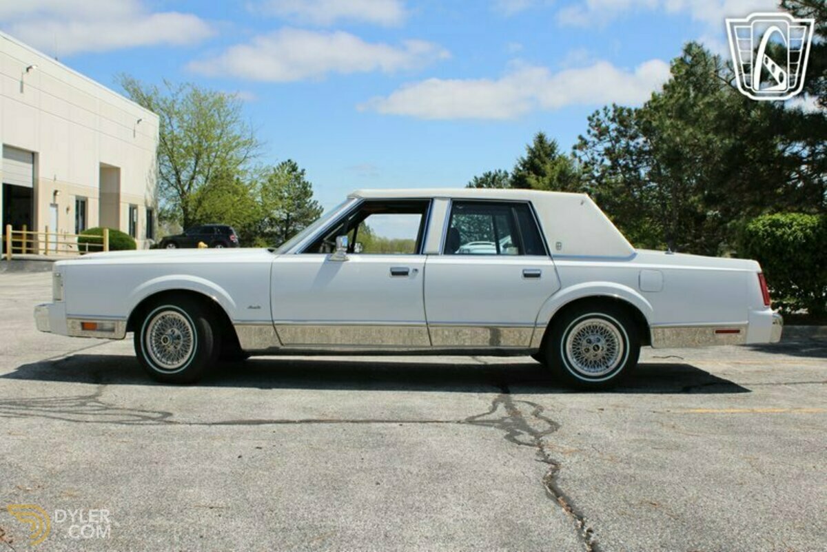 1988 Lincoln Town Car Signature, foto 5