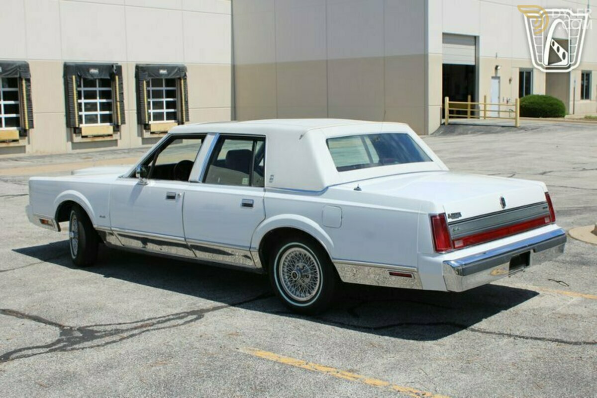 1988 Lincoln Town Car Signature, foto 7