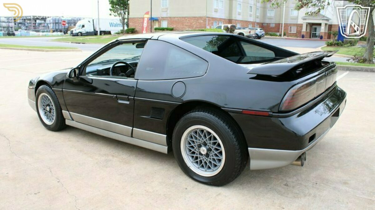 1987 Pontiac Fiero GT, foto 5