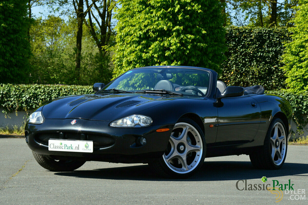 2000 Jaguar XKR V8, foto 1
