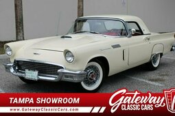 Ford Thunderbird Descapotable / Roadster 1957 Beige