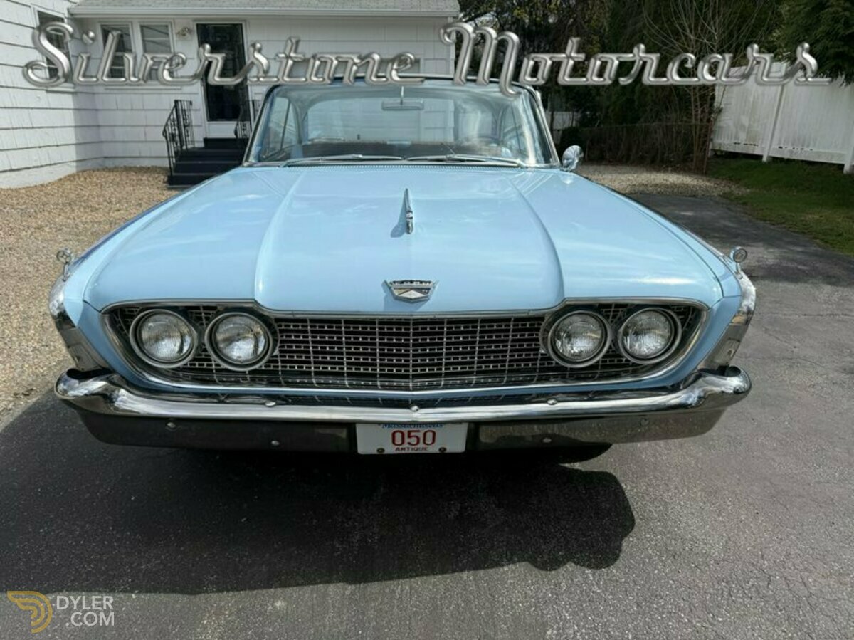1960 Ford Galaxie Starliner, foto 2