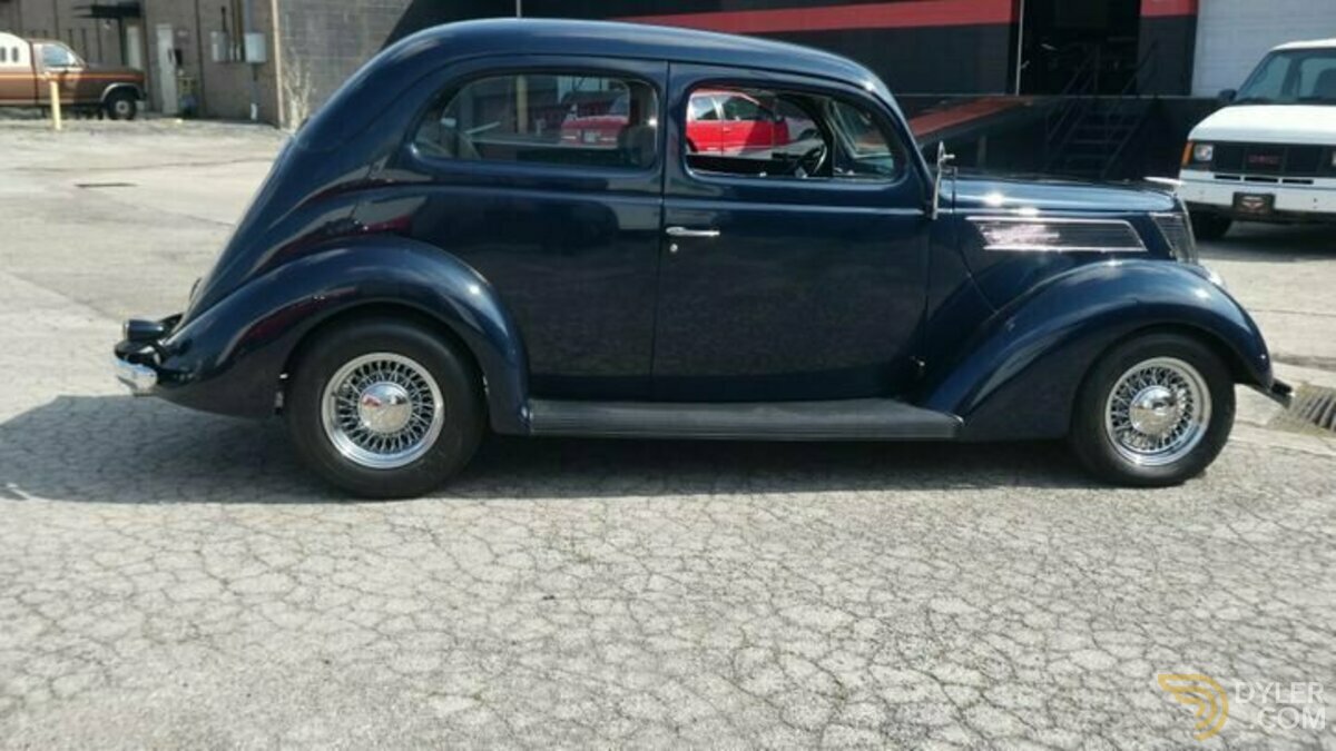 1937 Ford Slantback Street Rod, foto 1