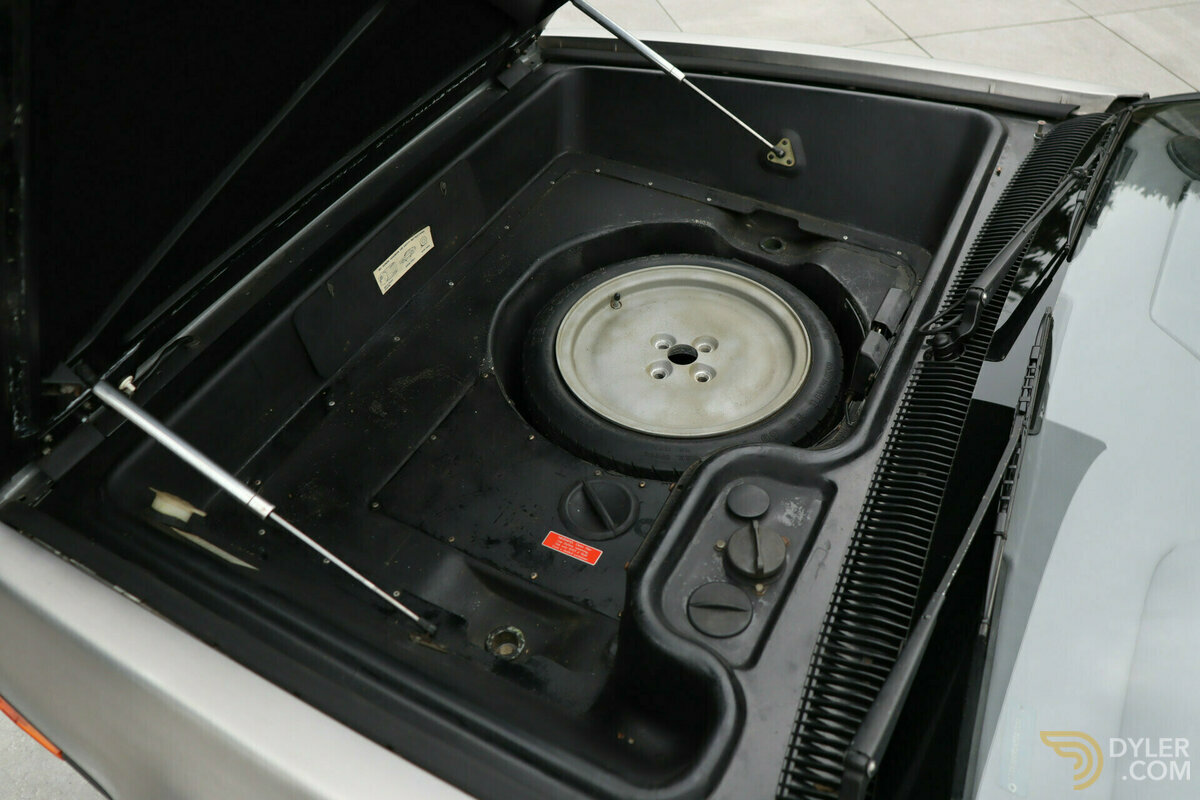 1981 DMC DeLorean DMC-12 Automatic, foto 2