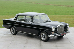 Mercedes-Benz 230 230 S W110 1967 Black