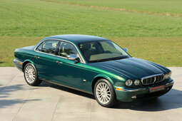 Jaguar XJ 8 4.2 V8 Sedan / Saloon 2006 Green