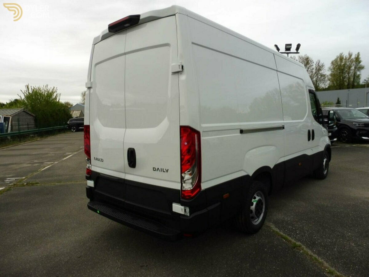 1970 Iveco Daily 35s16 2.3 v12 156cv, foto 2