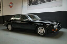 Jaguar XJ XJ40  6.0 V12  SWB Gold edition (1994) Limousine 1994 Schwarz