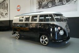 Volkswagen T1 TOP restomod (1967) Kleintransporter 1967 Silberfarben