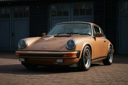 Porsche 911 Coupe Gazelle Metallic Coupe 1976 Gold