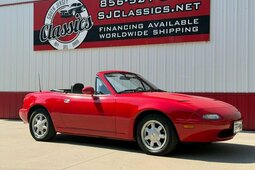 Mazda MX-5 Cabriolet / Roadster 1992 Rot