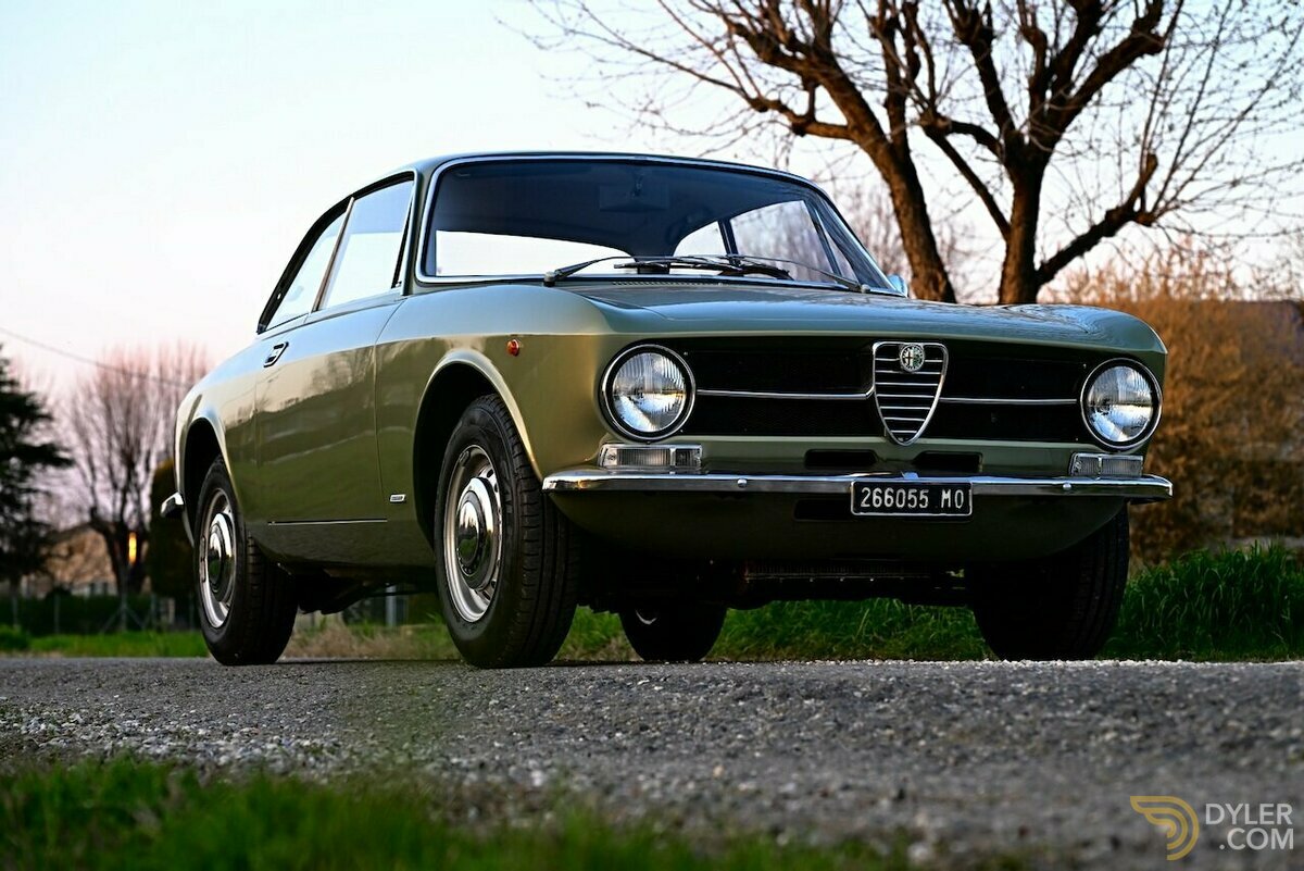 1972 Alfa Romeo GT 1300 Junior, foto 1