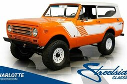 International MXT 4x4 SUV 1972 Orange