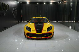 Ferrari 812 Onyx Concept Coupe 2021 Dorado
