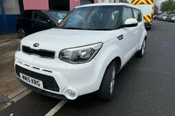 Kia Soul 1.6 GDi Connect SUV 5dr Petrol Manual Euro 5 (130 2015 White