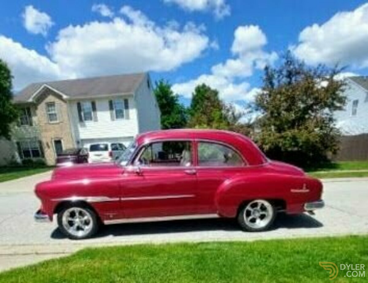 1951 Chevrolet Sedan Deluxe, foto 2