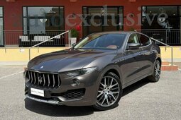 Maserati Levante V6 Diesel AWD SUV 2017 Grey