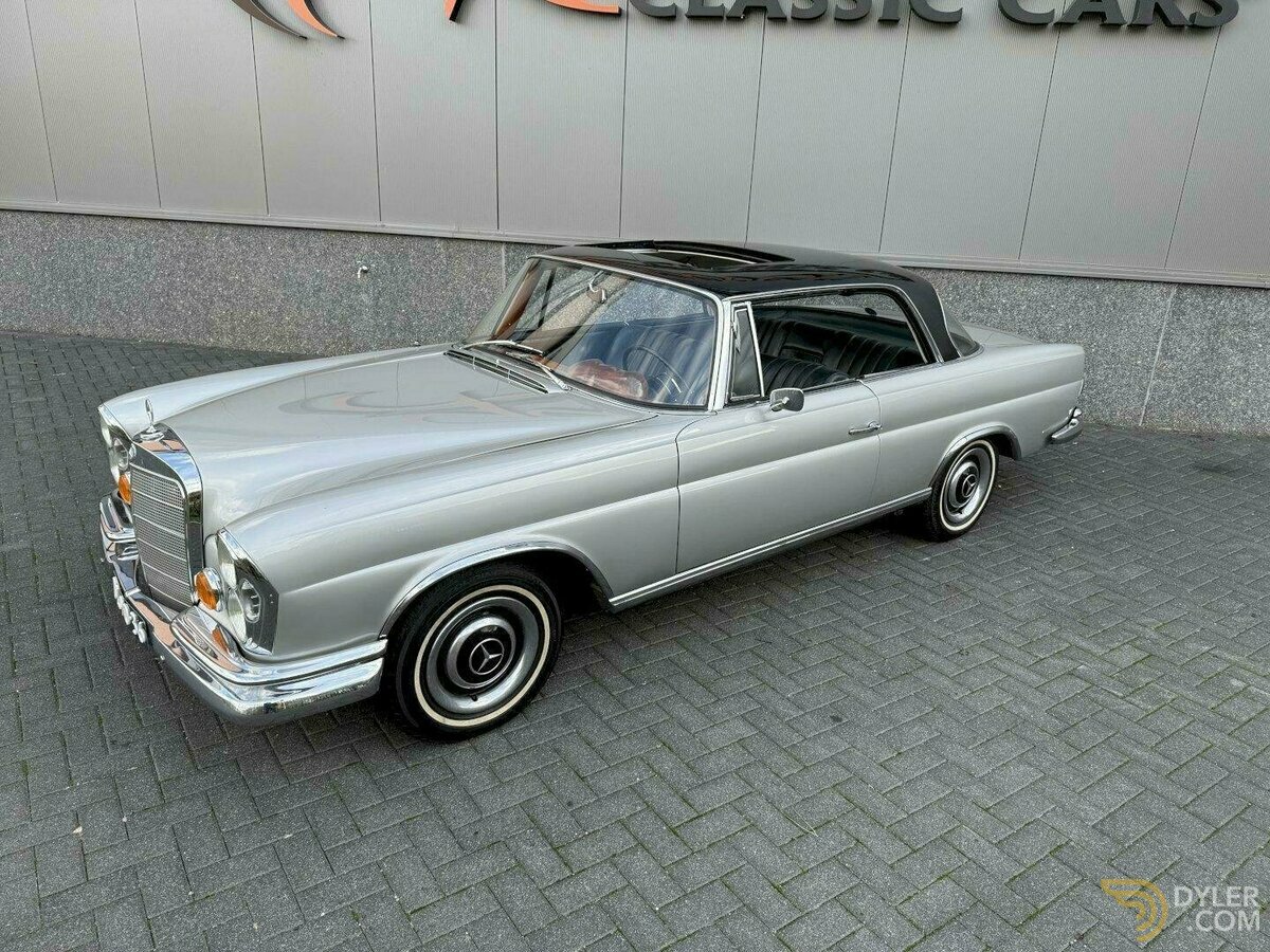 1966 Mercedes-Benz 250 250SE, foto 1