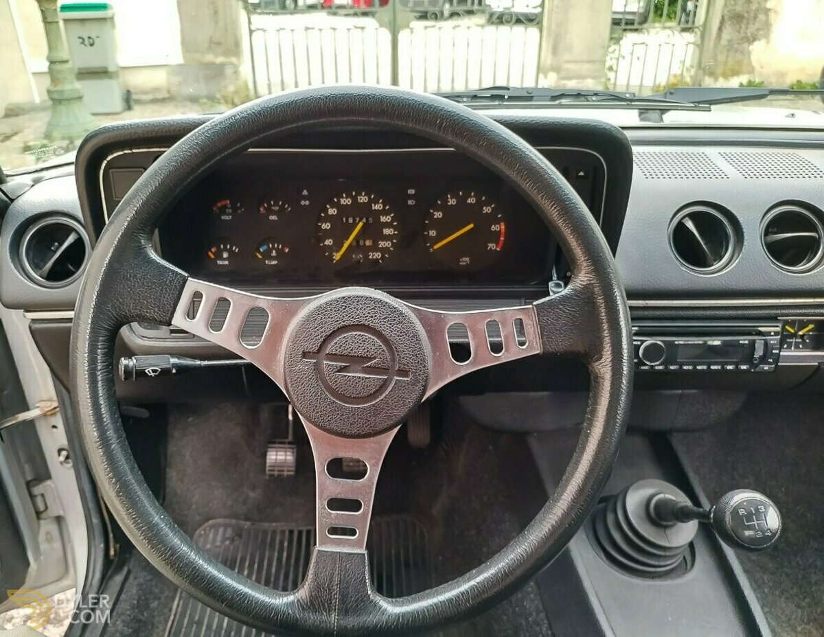 1981 Opel Manta B 2000 GTE, foto 3