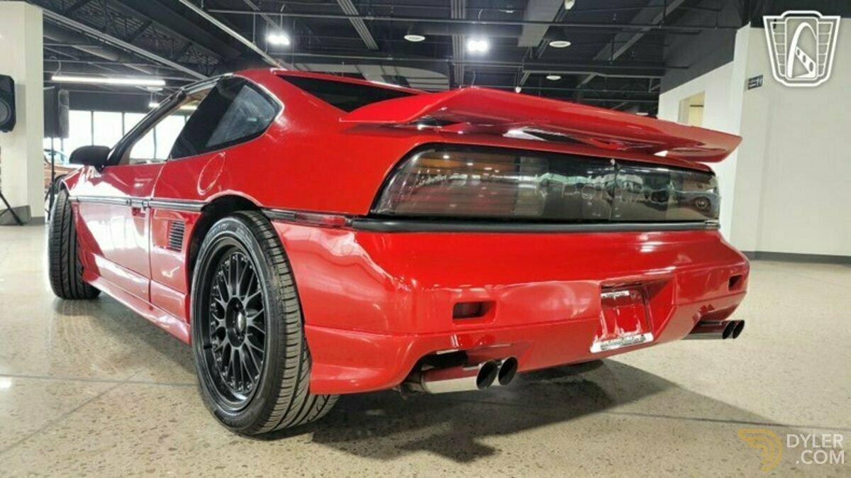1988 Pontiac Fiero GT, foto 11