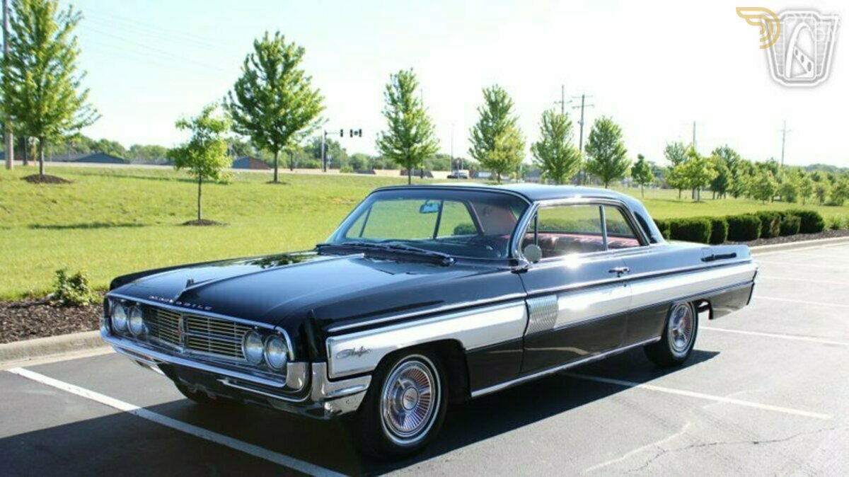 1962 Oldsmobile Starfire, foto 2
