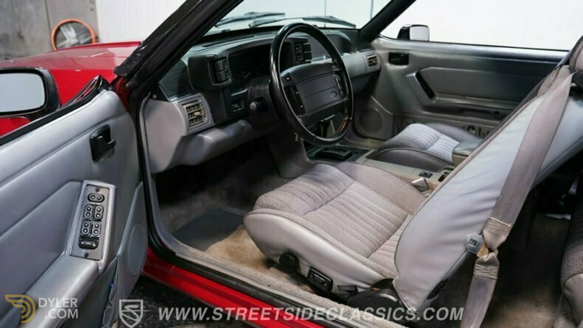 1993 Ford Mustang LX 5.0 Convertible, foto 4