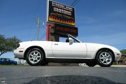 Mazda MX-5 Miata Coupe 1994 White