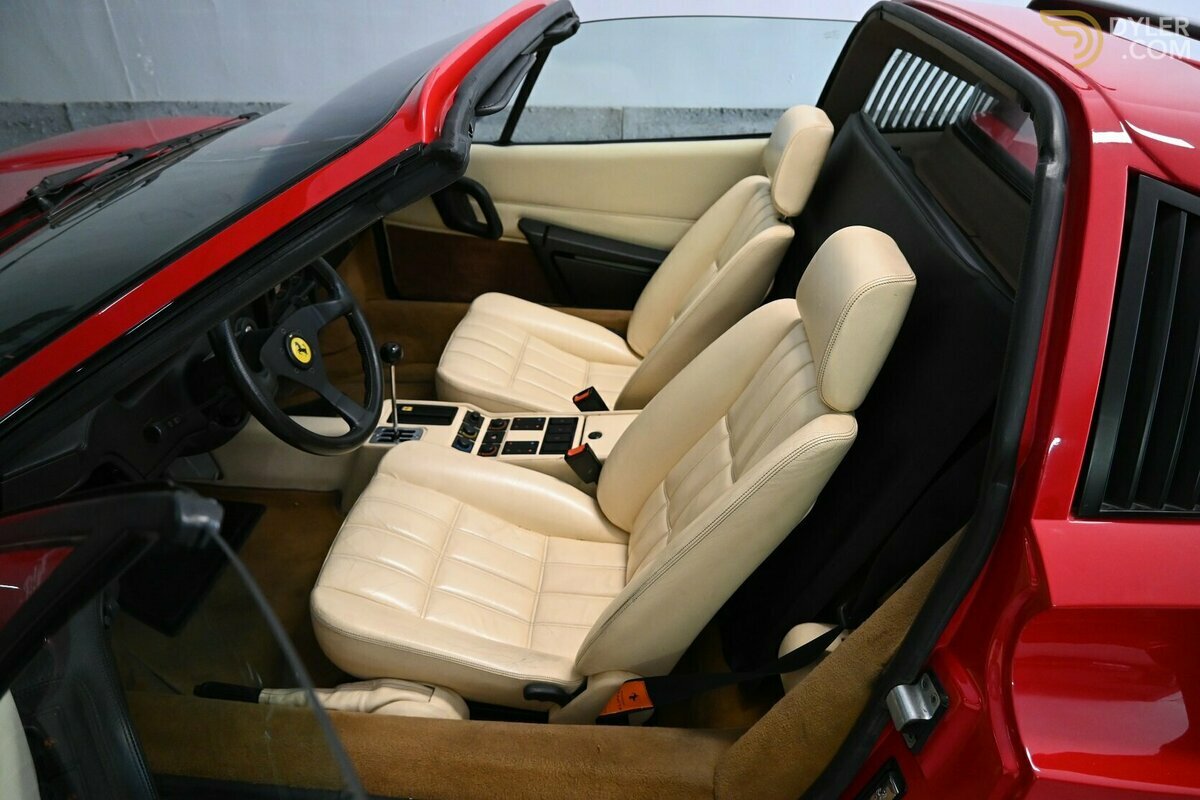 1989 Ferrari 328, foto 3