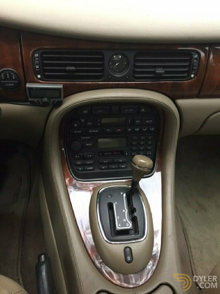 1998 Jaguar XJ8 Automático, foto 6