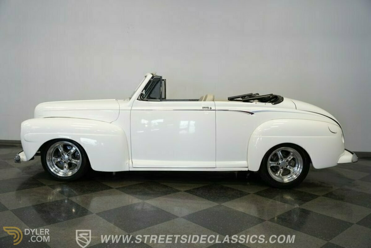 1947 Ford Cabriolet Convertible, foto 2