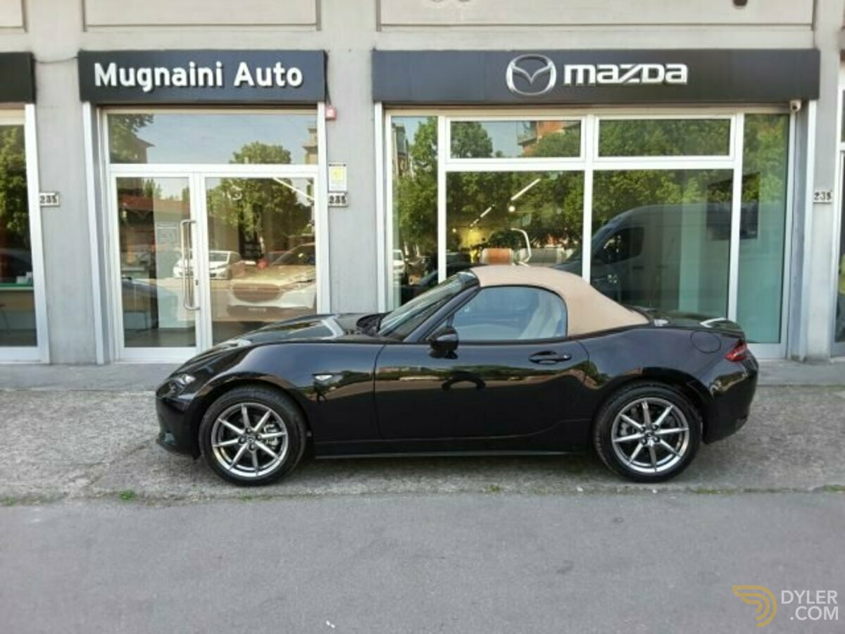 2025 Mazda MX-5 Kazari En Venta. Precio 31 900 EUR - Dyler