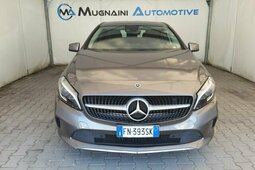 Mercedes-Benz A 180 d Automatic Sport *TAGLIANDI MERCEDES* Limousine 2018 Grau